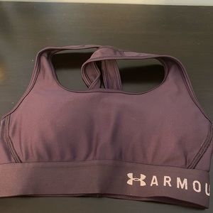 sports bra